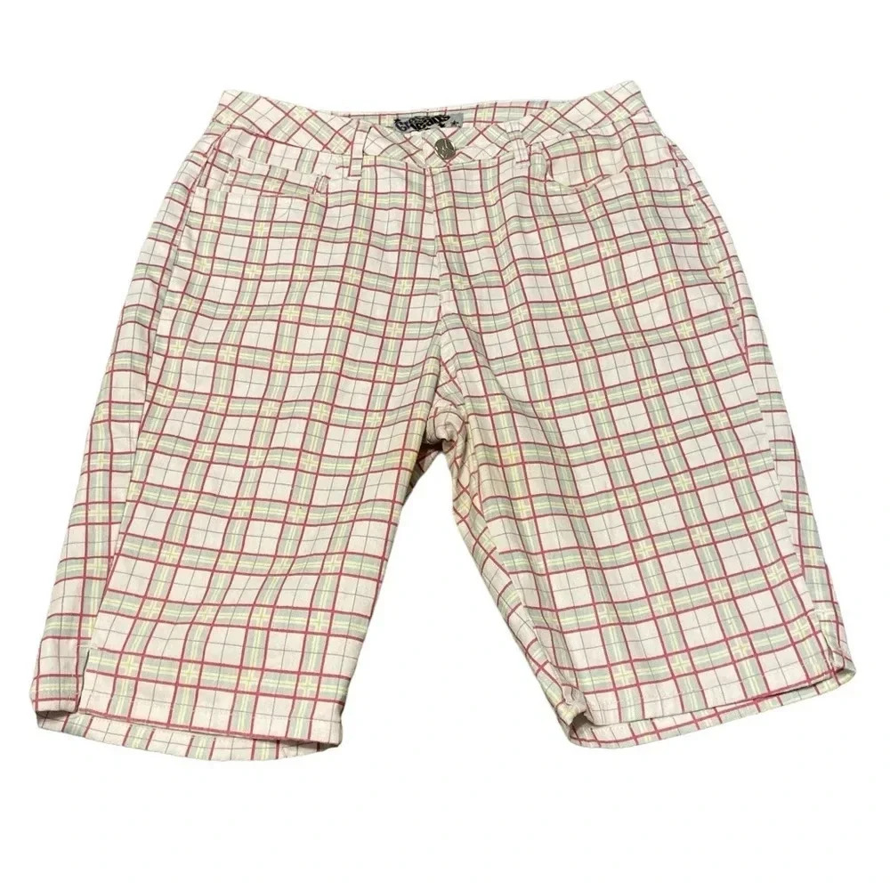 Crest jeans Bermuda shorts
A01